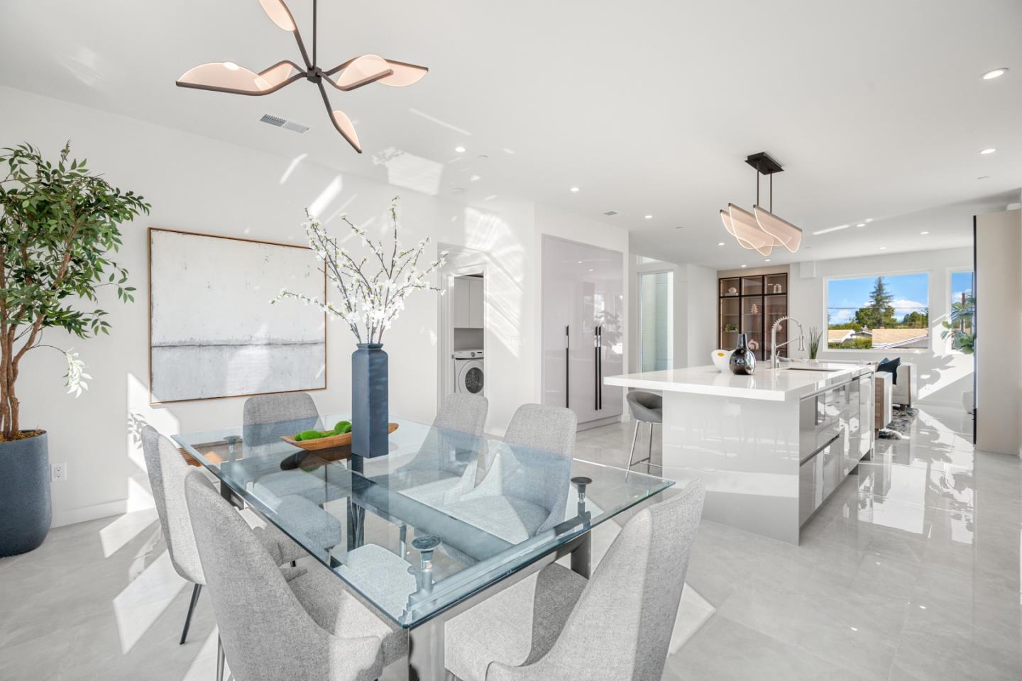 10149 S Foothill BLVD