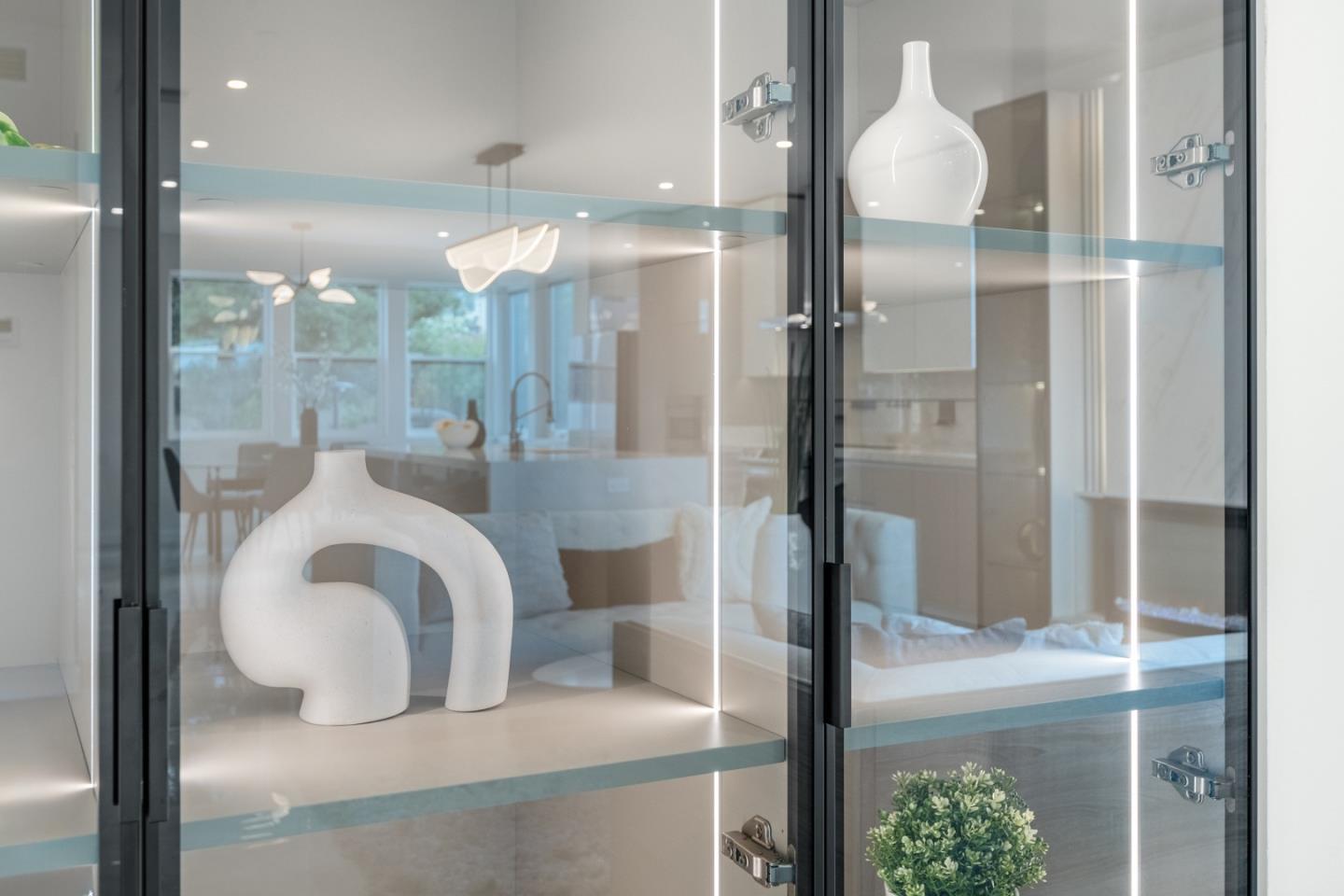 10149 S Foothill BLVD