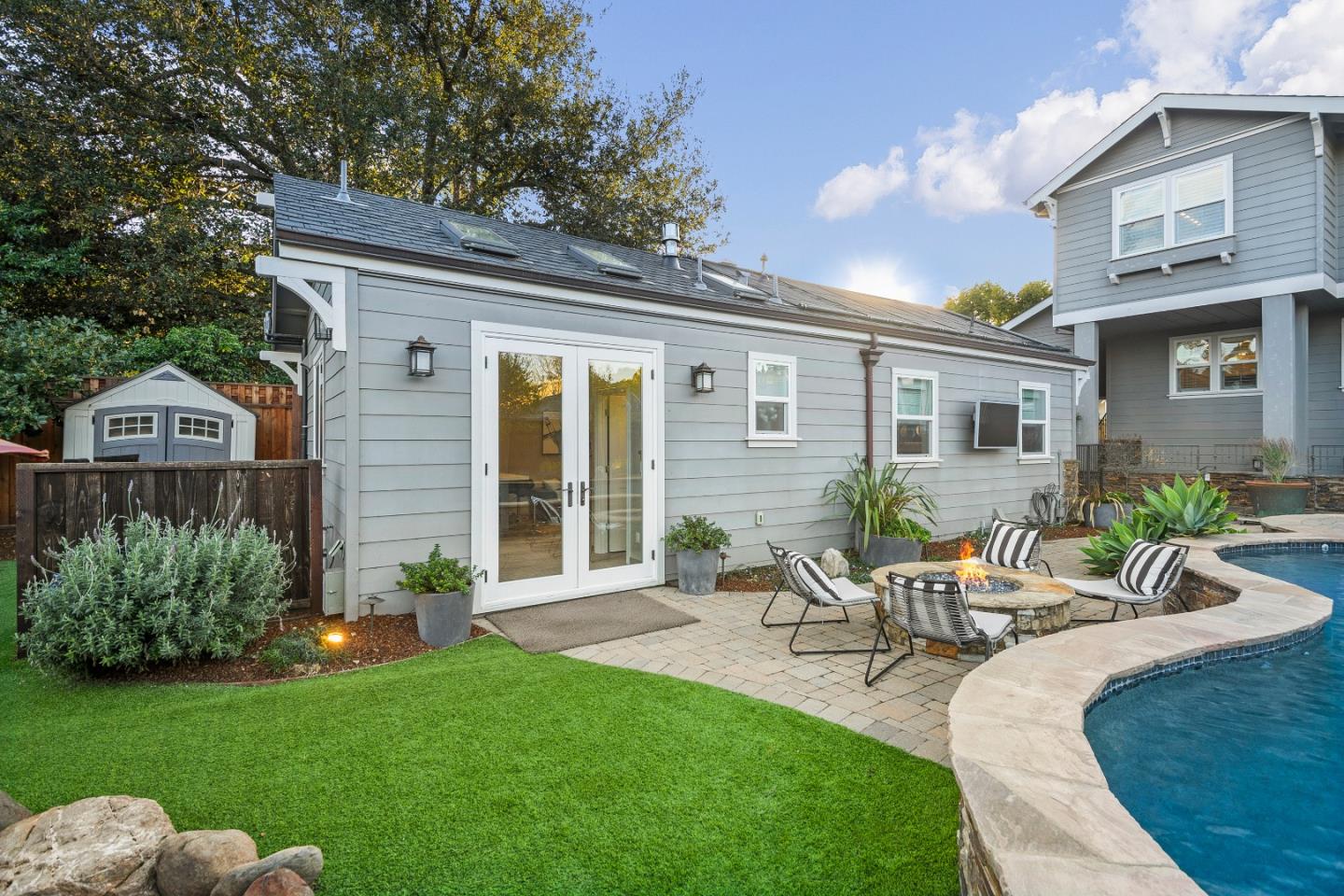 526 San Benito AVE