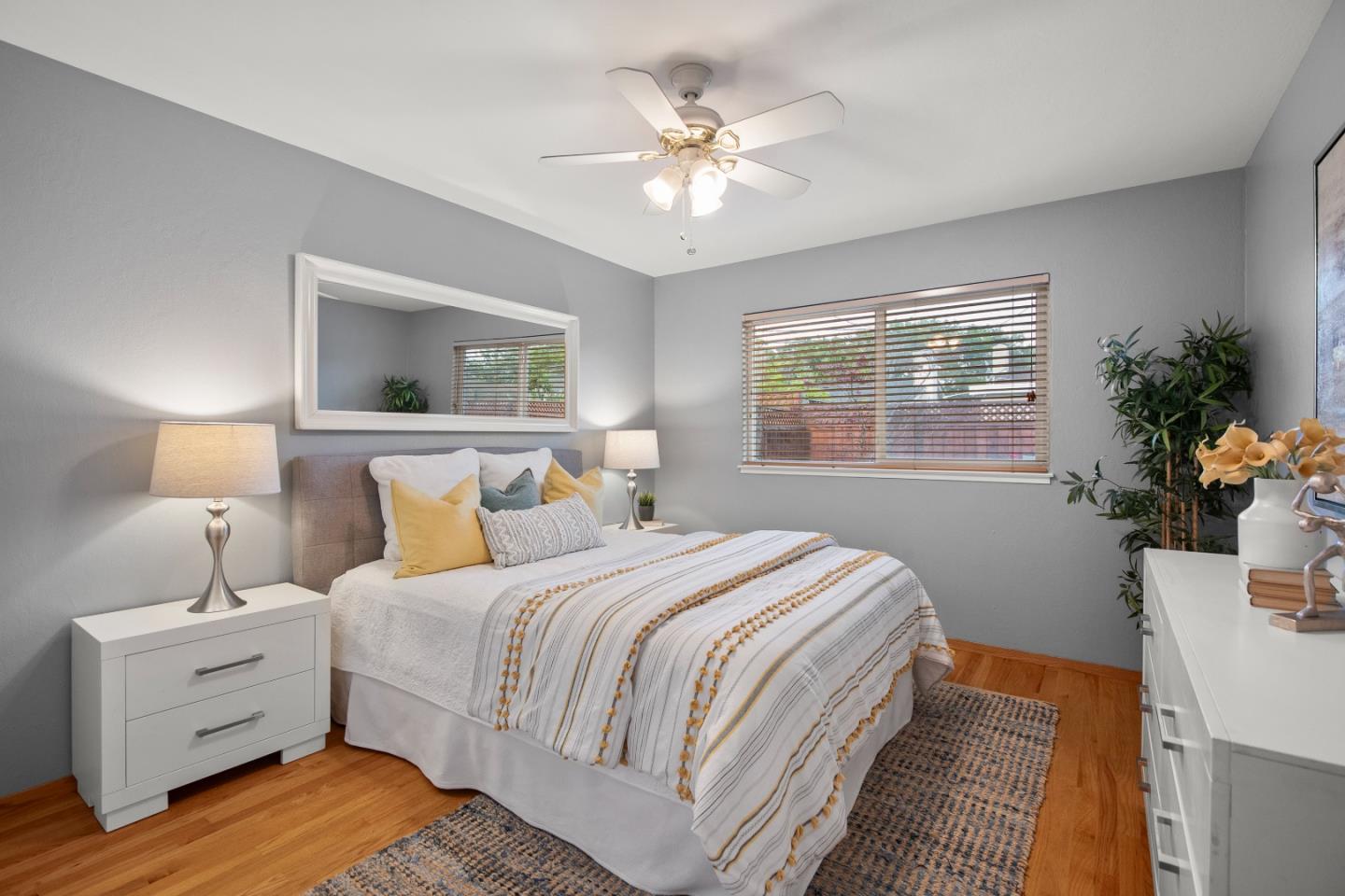 4012 Laurelglen CT