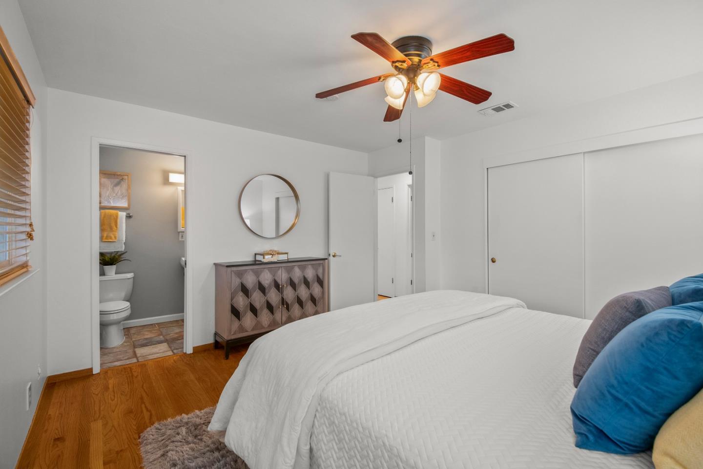 4012 Laurelglen CT