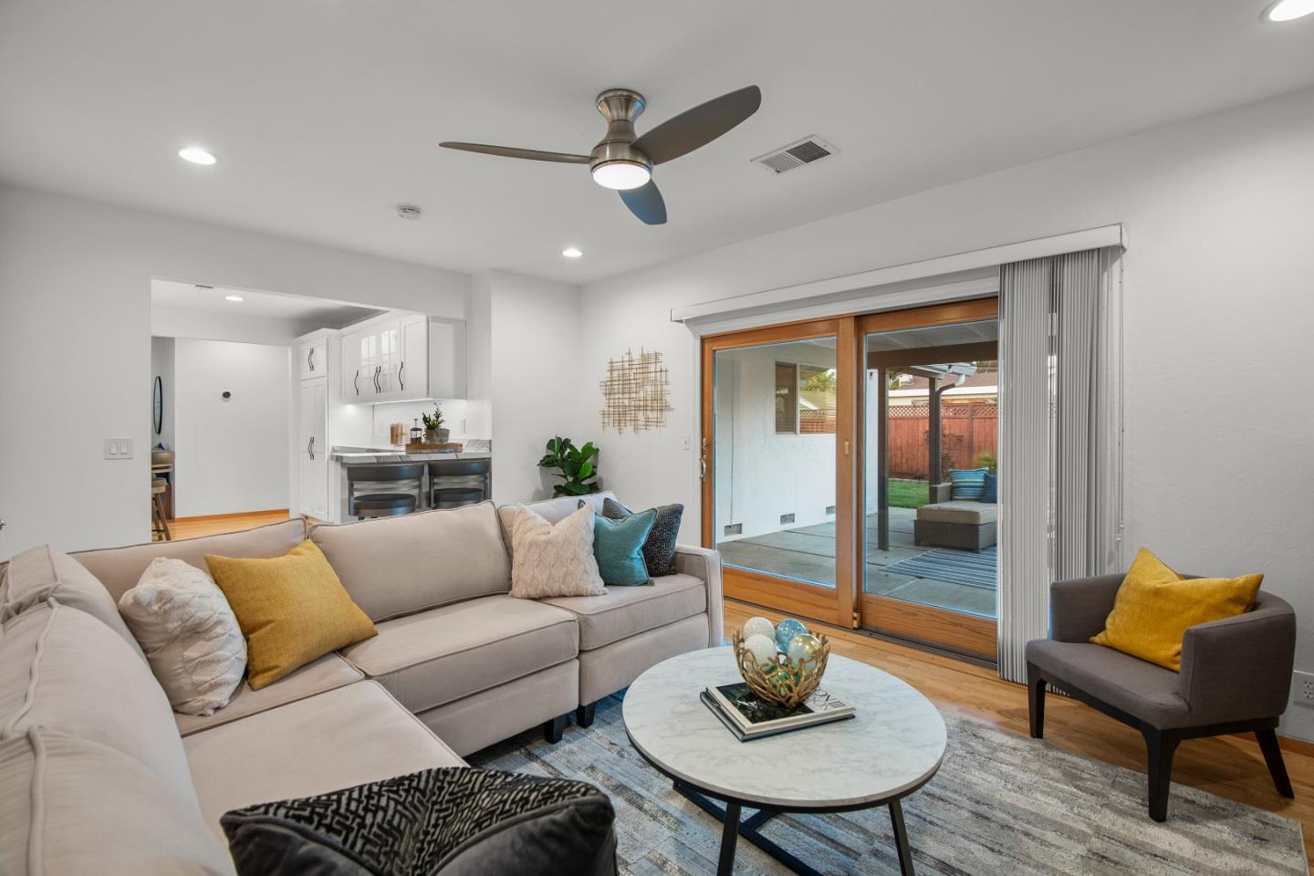 4012 Laurelglen CT