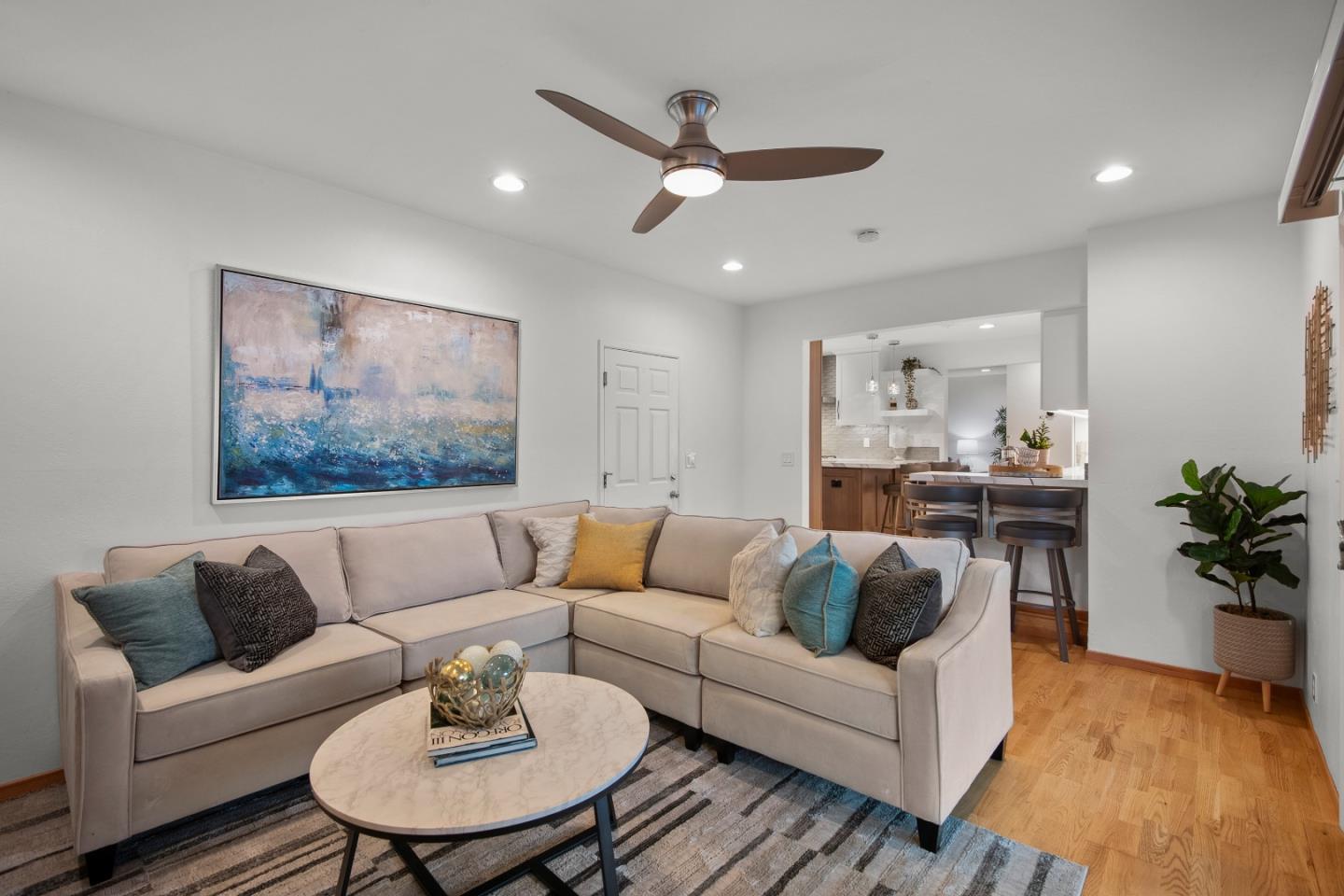 4012 Laurelglen CT