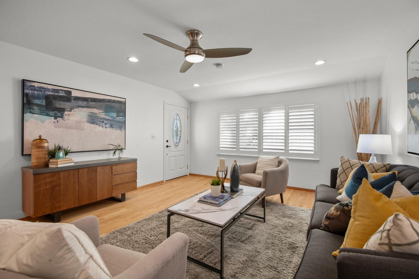 4012 Laurelglen CT