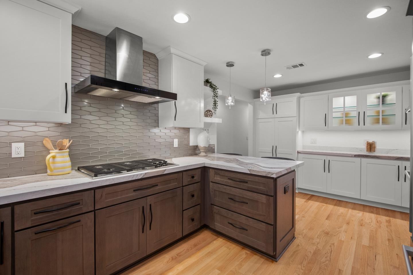 4012 Laurelglen CT