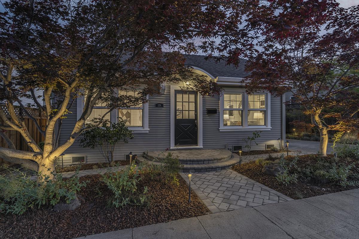 129 Olive ST