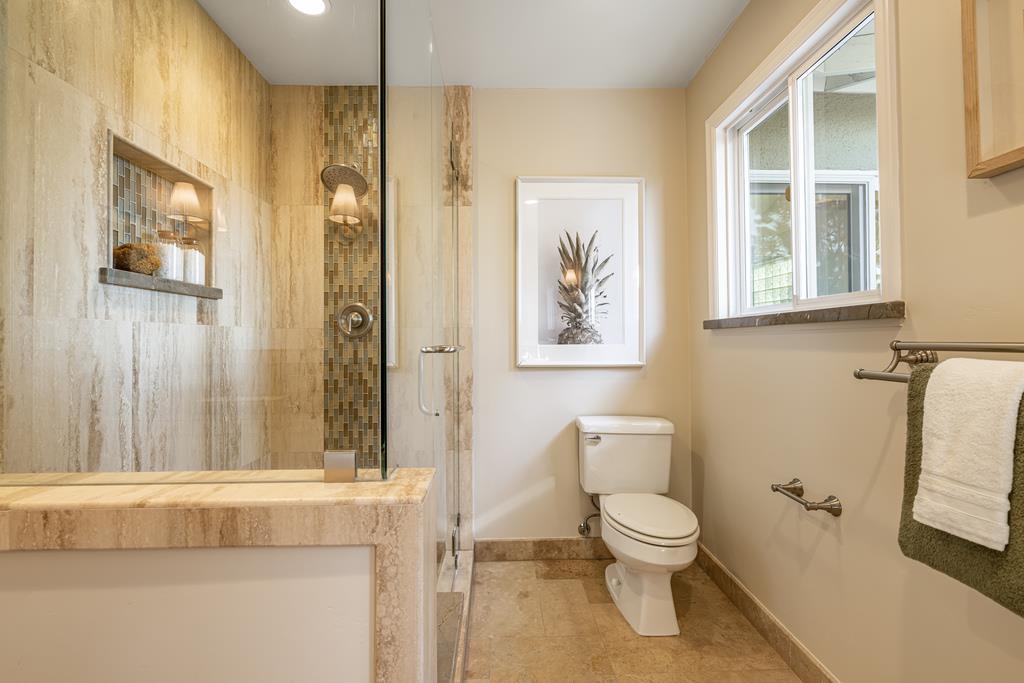 1455 Redwood Drive
