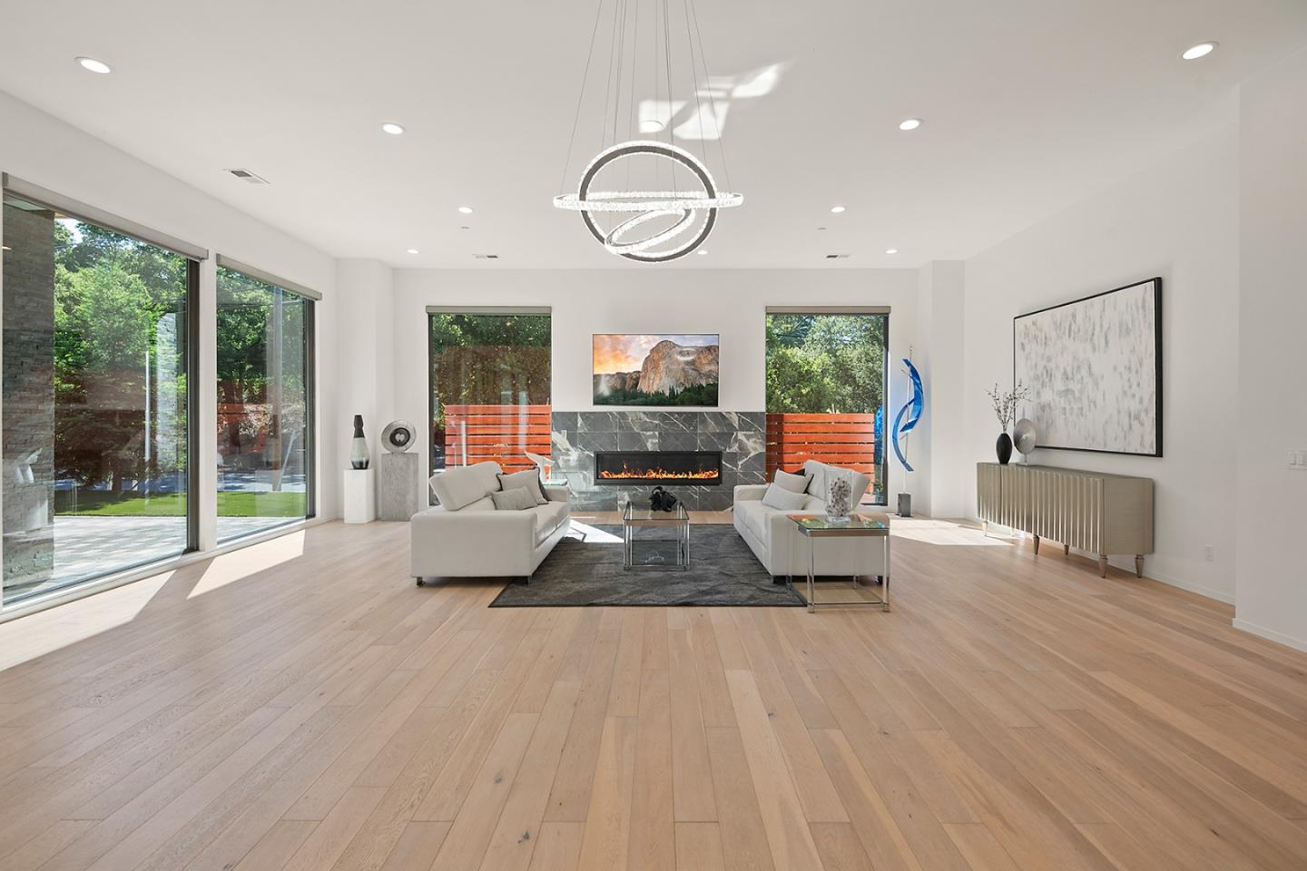 18305 Constitution Avenue