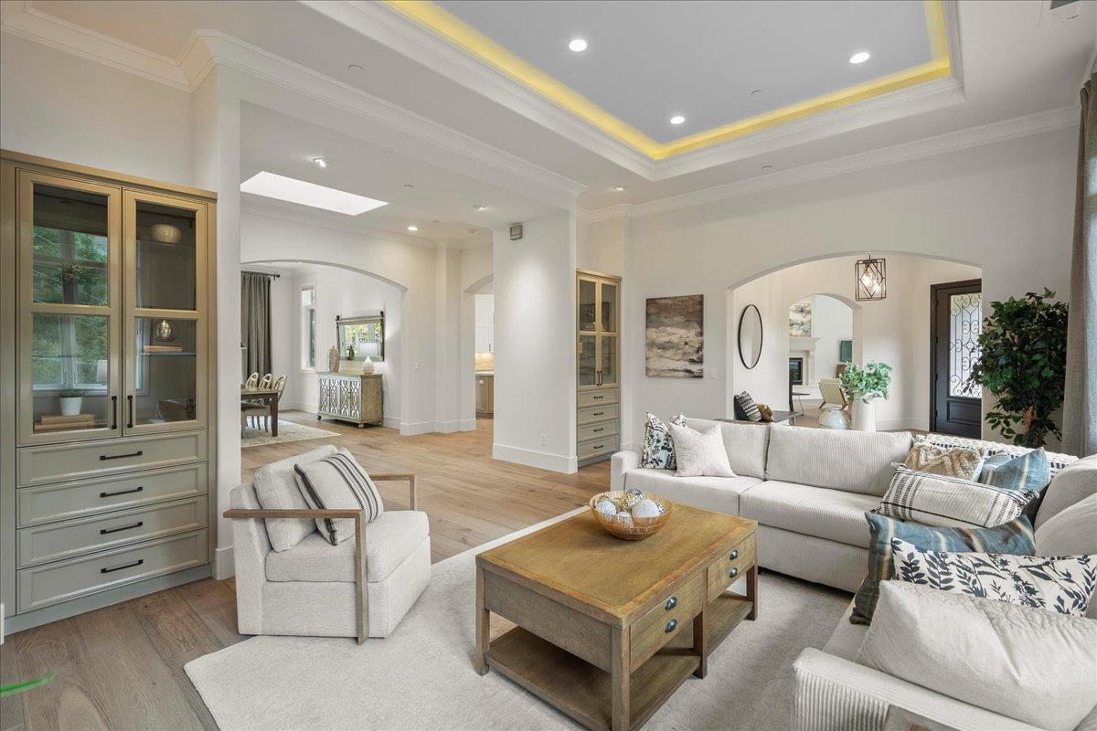 17435 Phillips Avenue