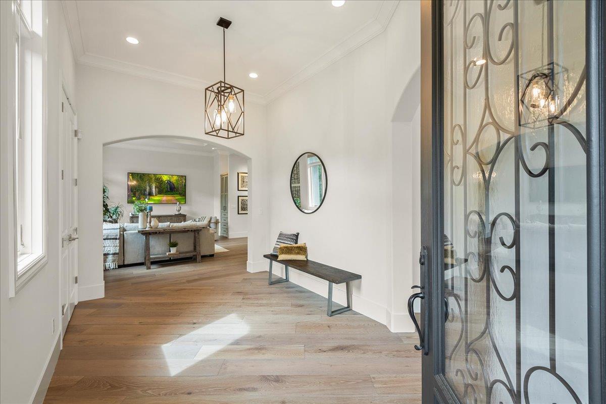 17435 Phillips Avenue