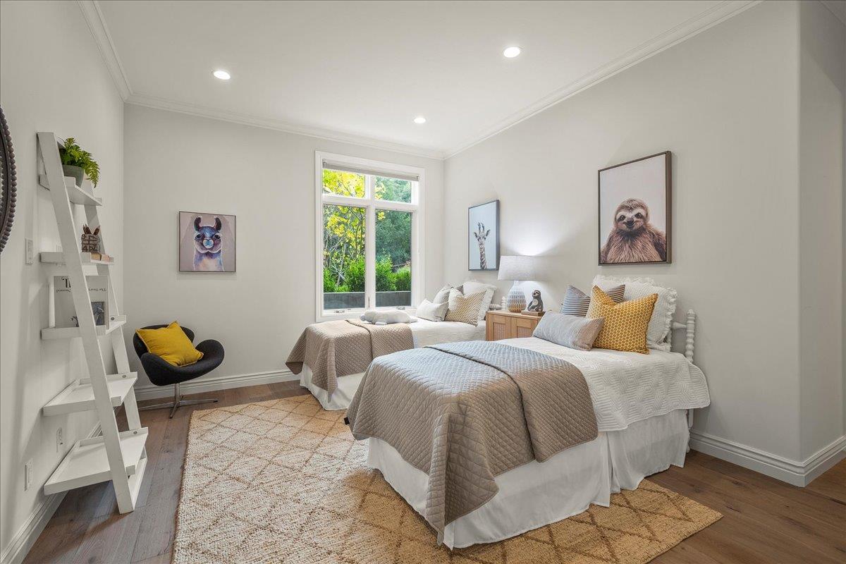 17435 Phillips Avenue