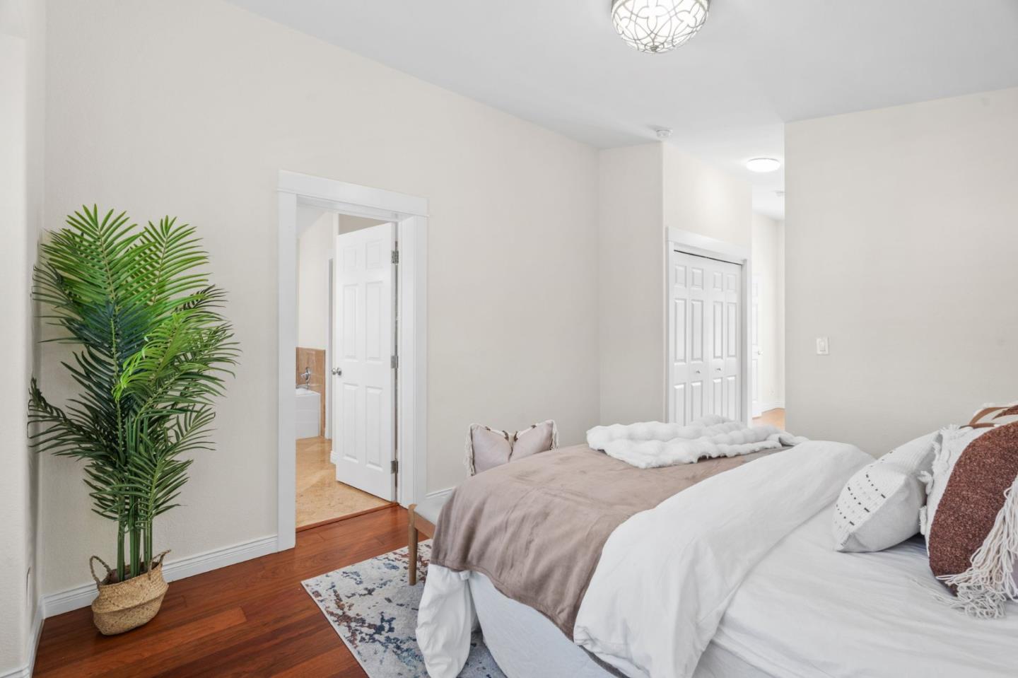 210 Creekside Village Drive