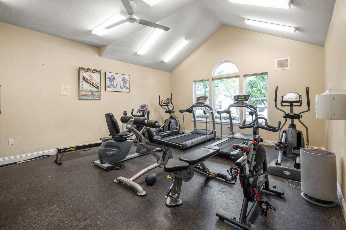 210 Creekside Village Drive