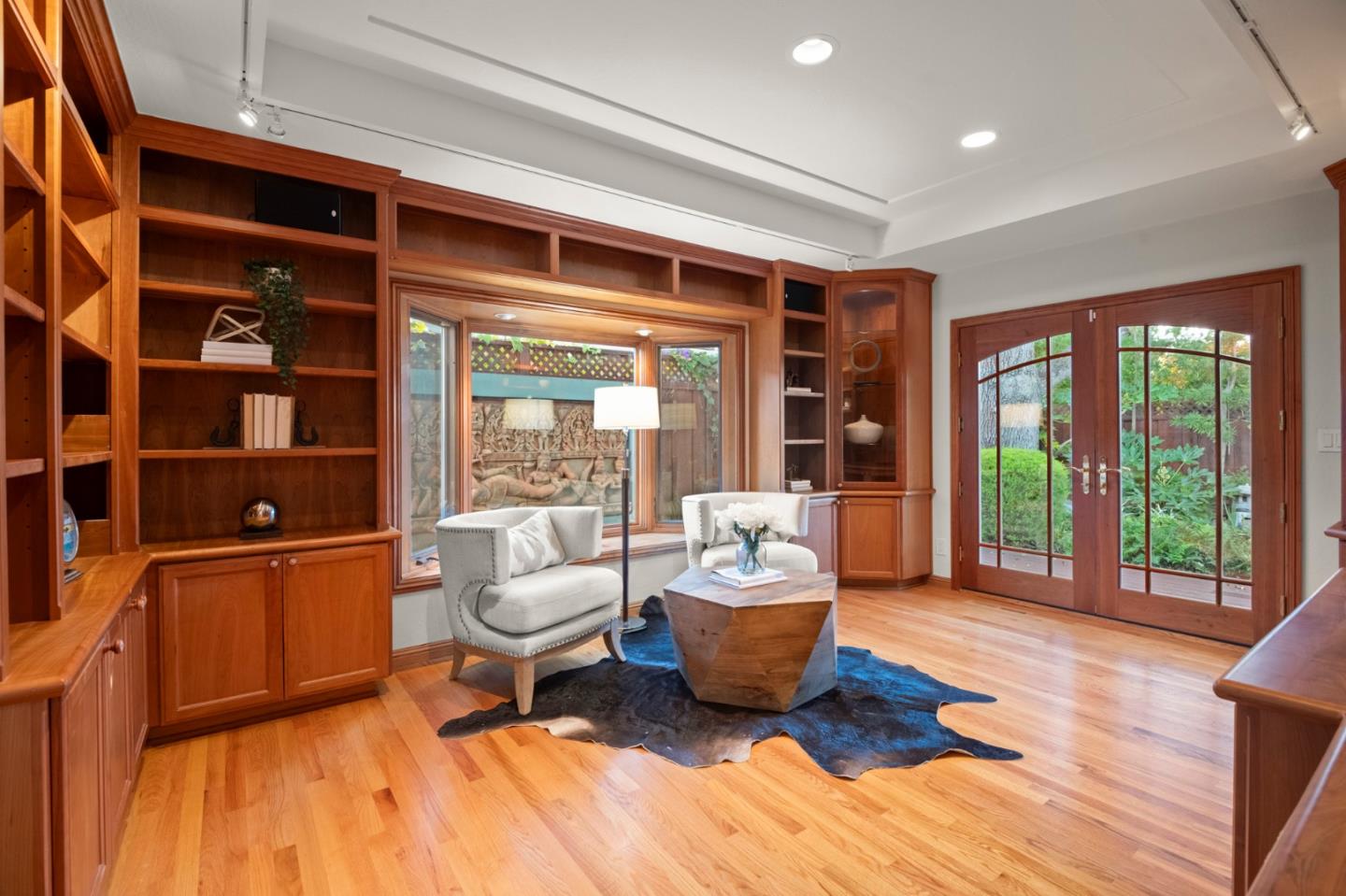115 Lansberry Court