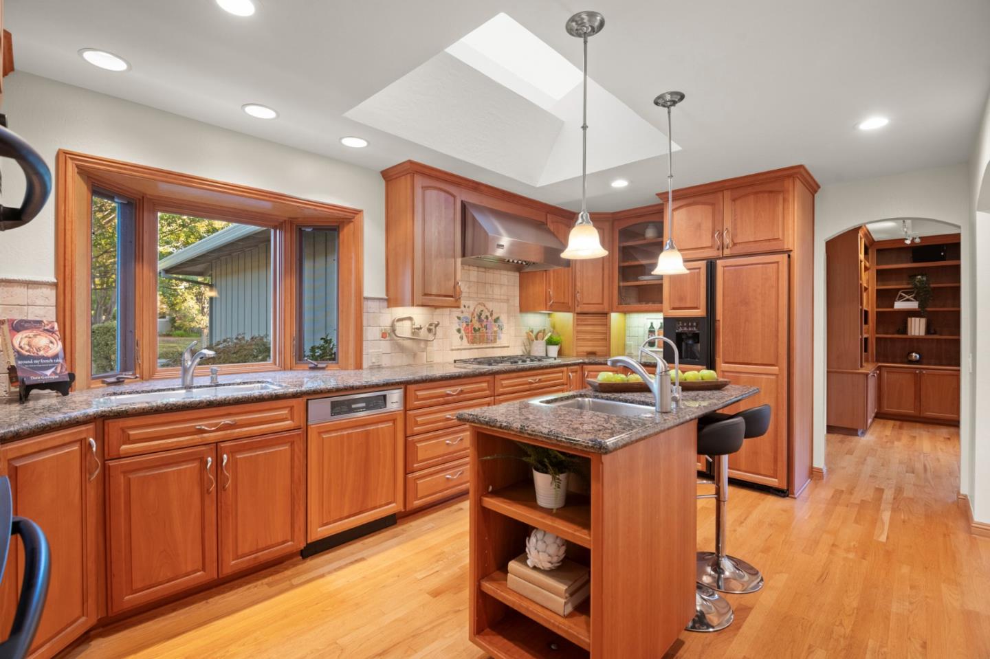 115 Lansberry Court
