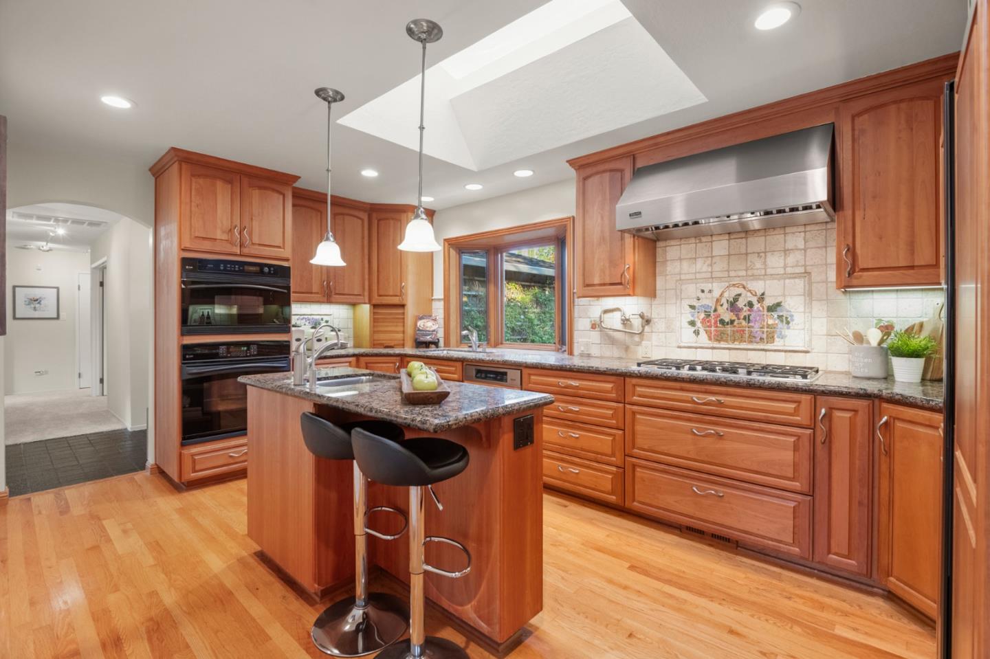 115 Lansberry Court