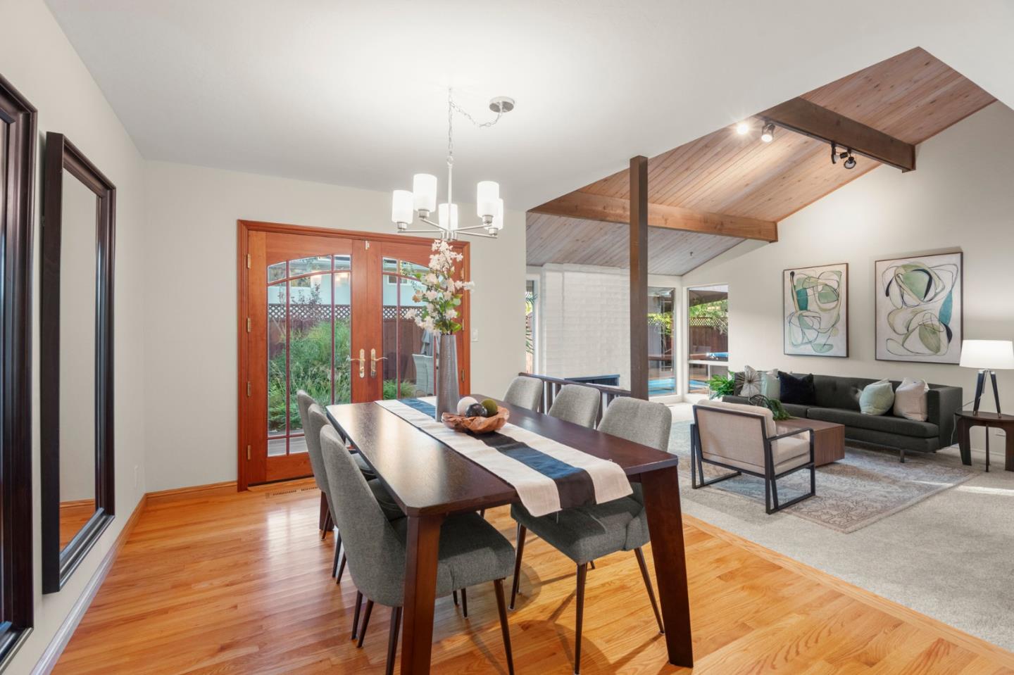 115 Lansberry Court