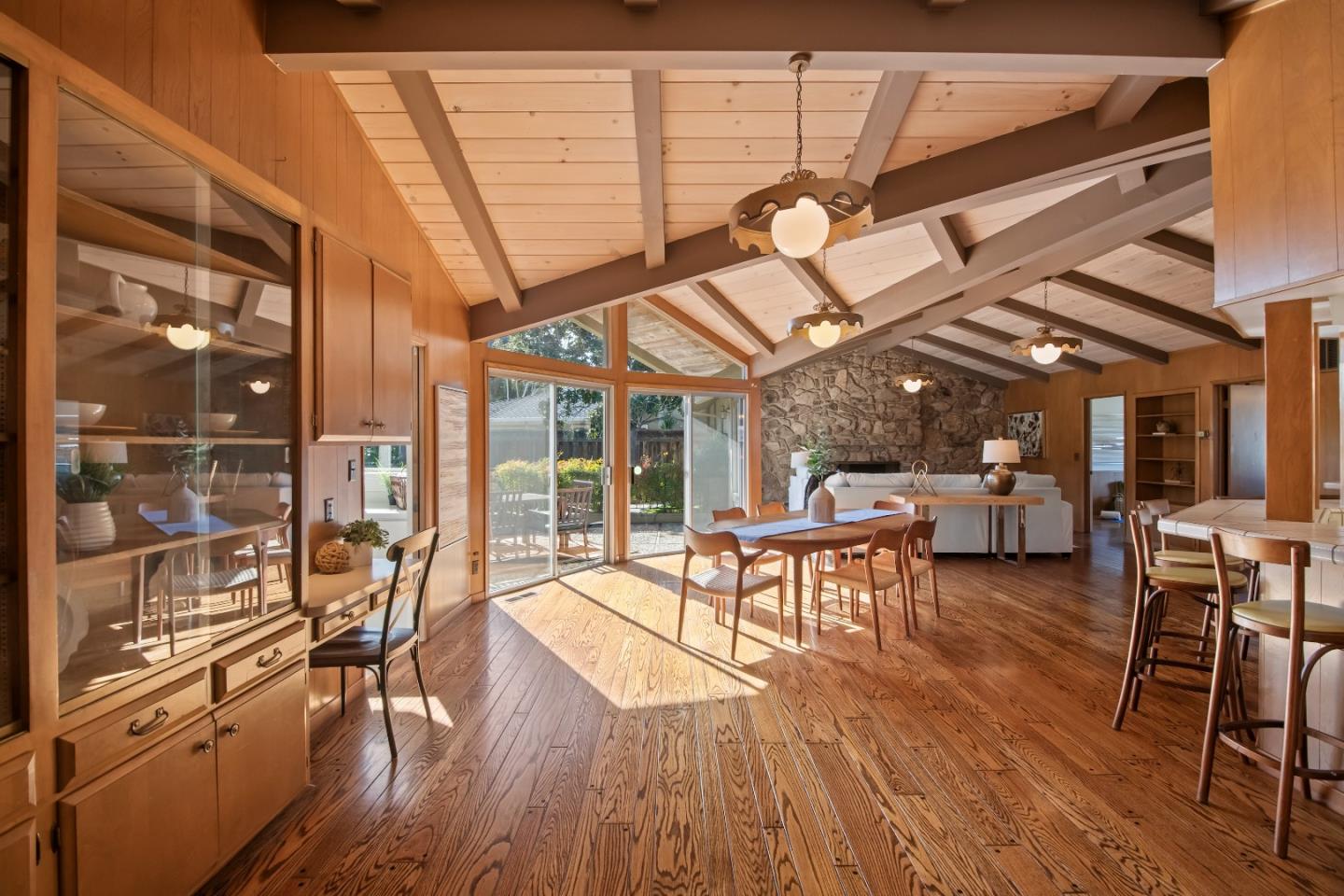 2139 Cedarwood Lane