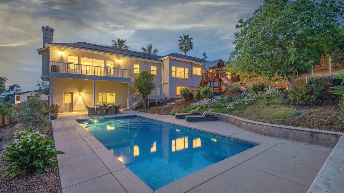 15855 Jackson Oaks Drive