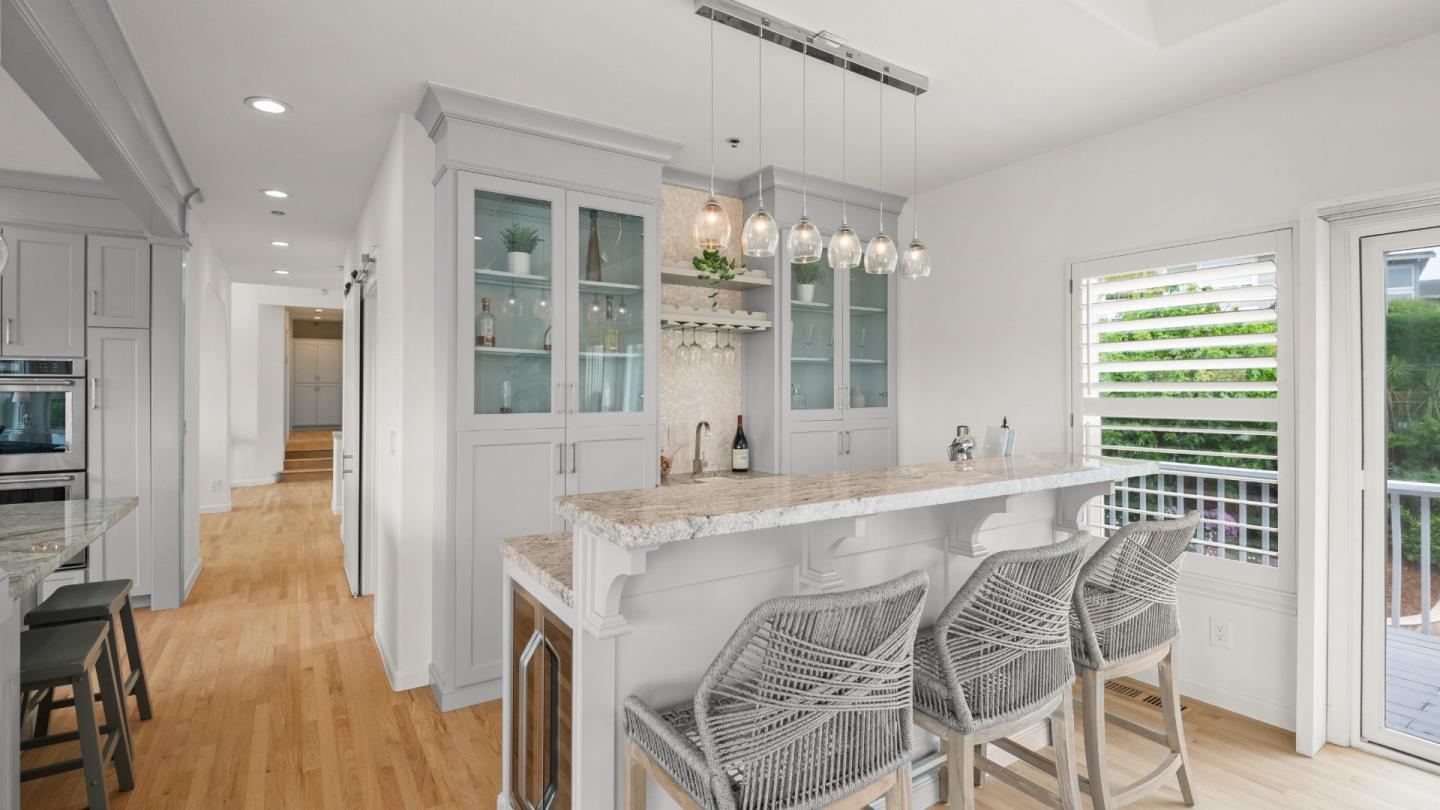 15855 Jackson Oaks Drive