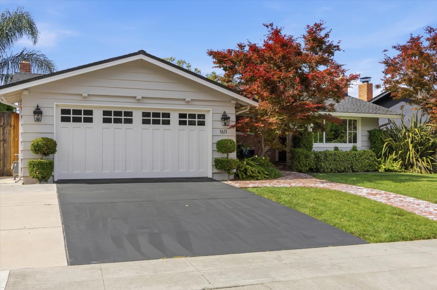 1611 Glenfield