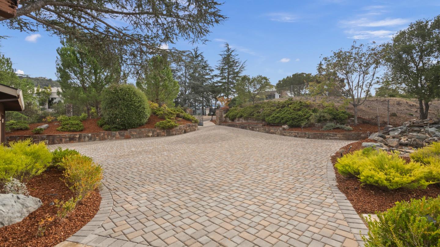 16353 Aztec Ridge Drive