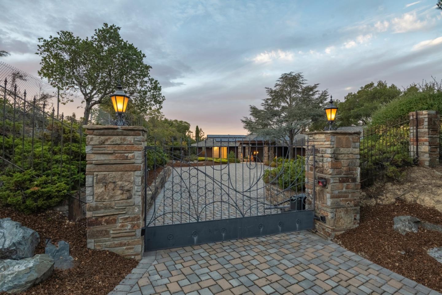 16353 Aztec Ridge Drive