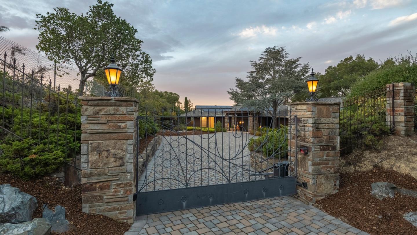 16353 Aztec Ridge Drive