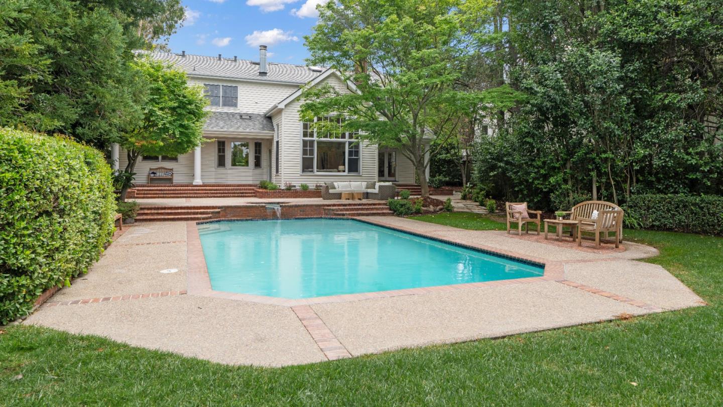 16255 Short Road