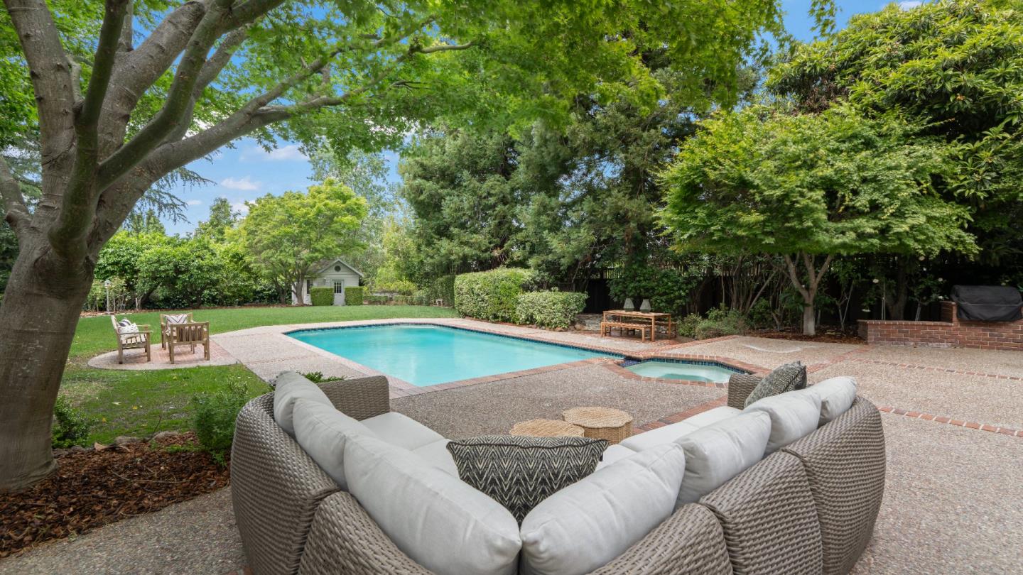 16255 Short Road