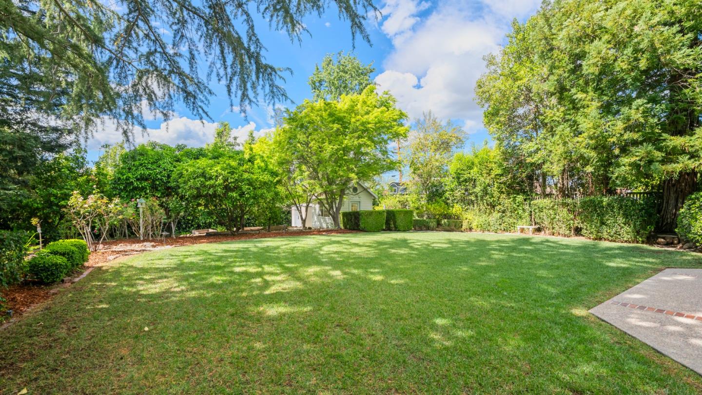 16255 Short Road