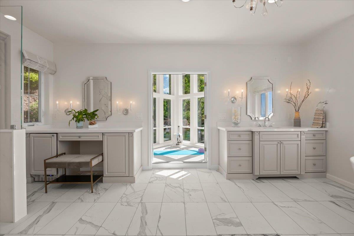 15940 Wildcat Ridge