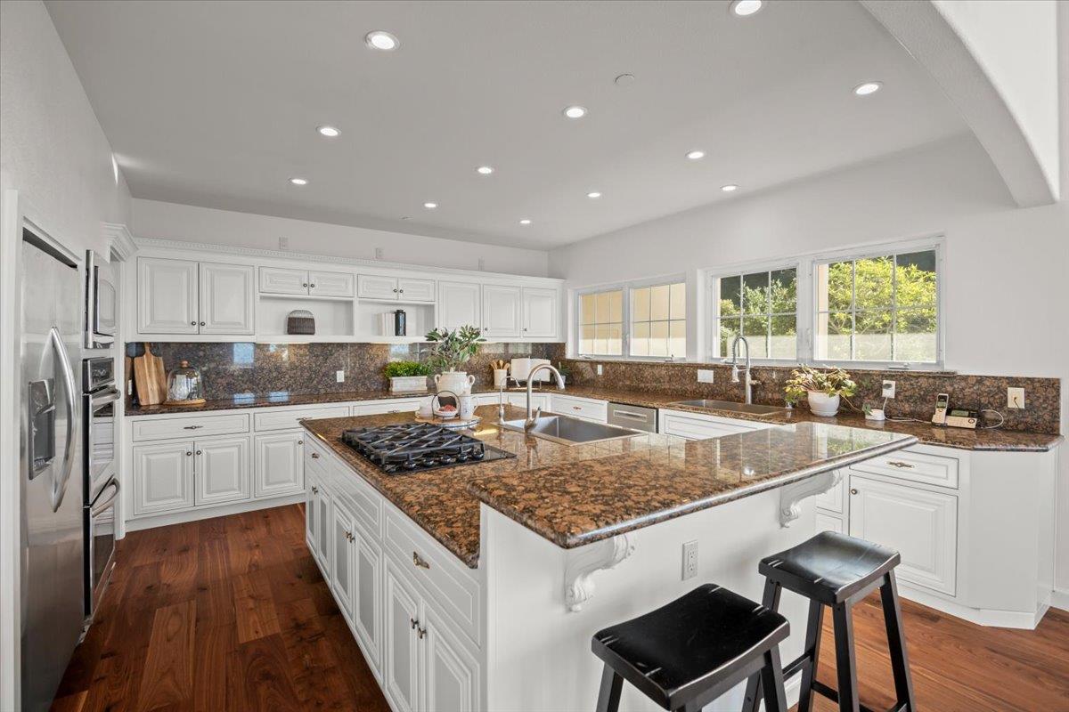 15940 Wildcat Ridge