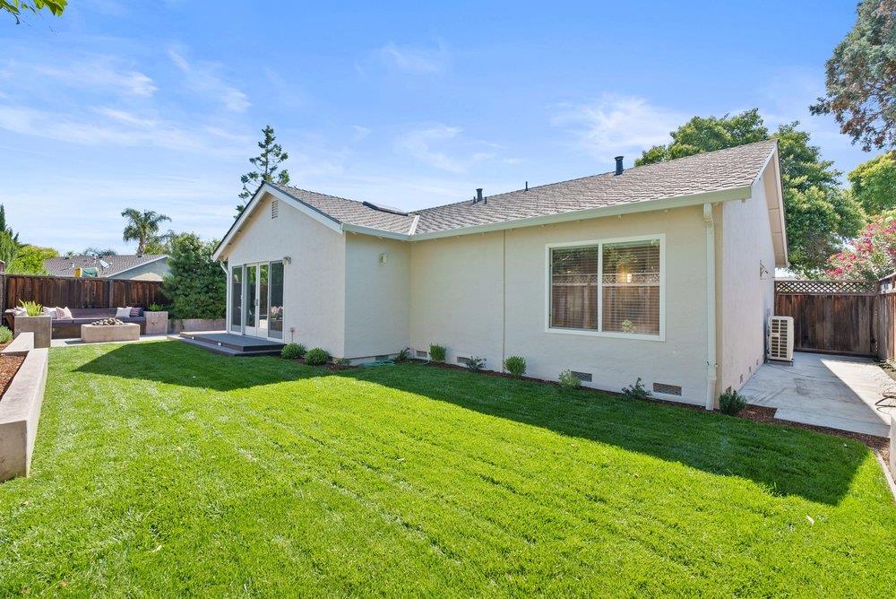 6141 Geronimo DR
