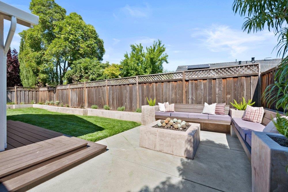 6141 Geronimo DR