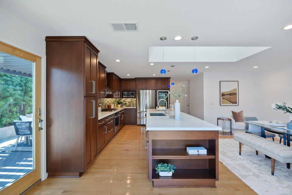 6141 Geronimo DR