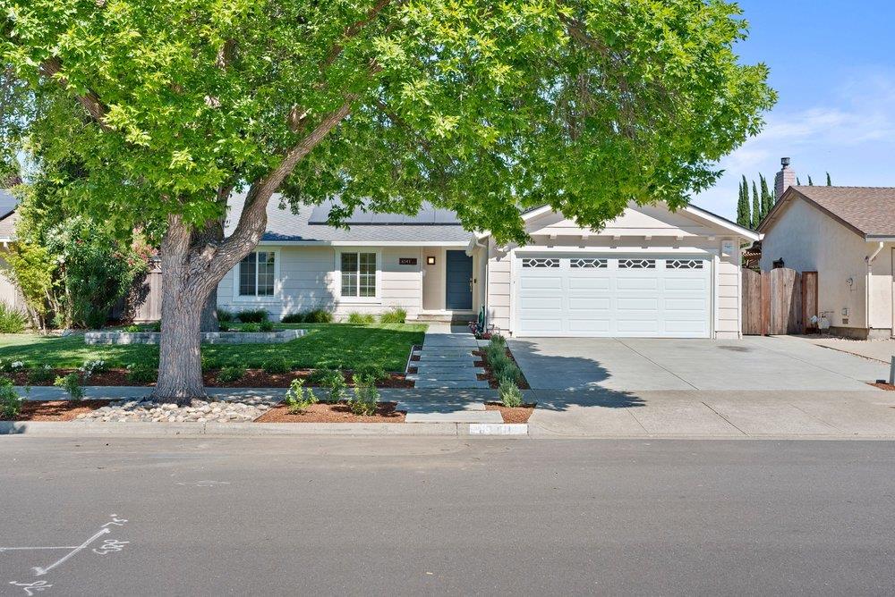 6141 Geronimo DR