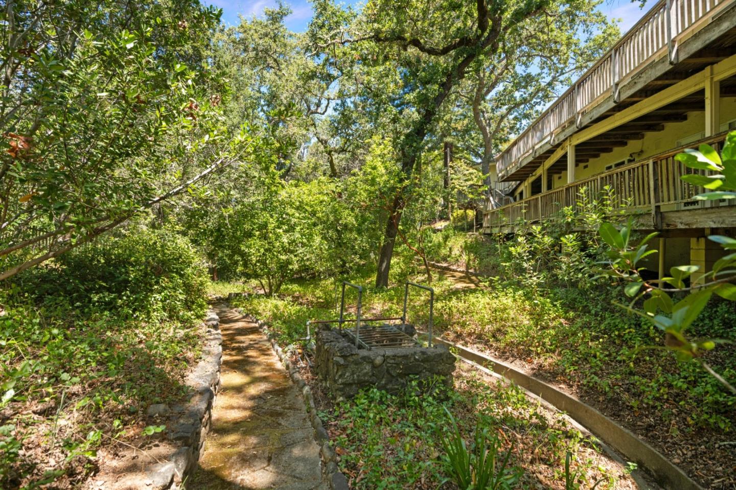 15355 Peach Hill RD