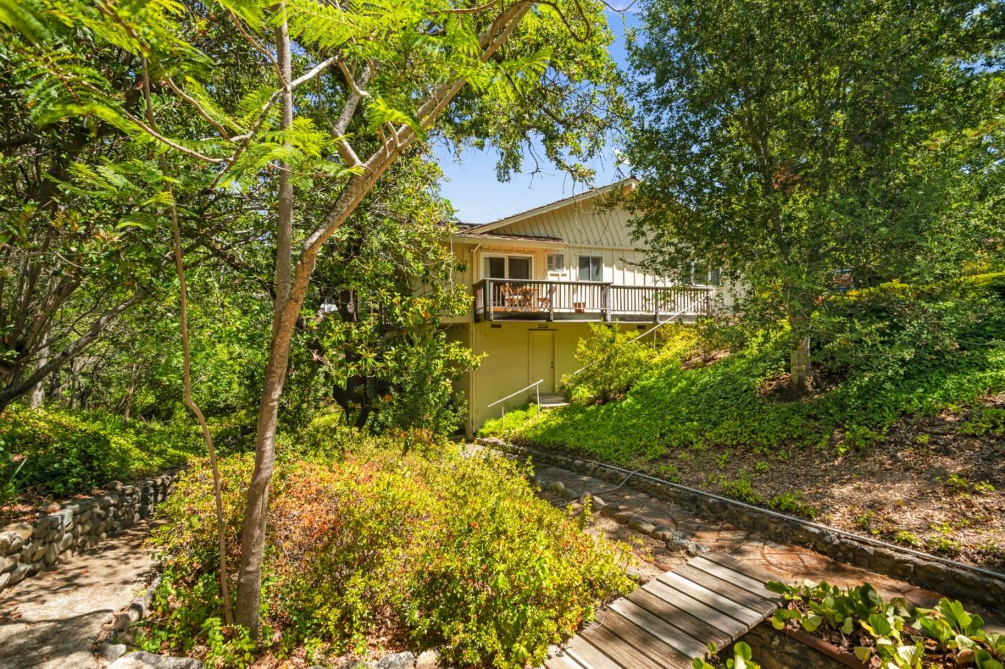 15355 Peach Hill RD