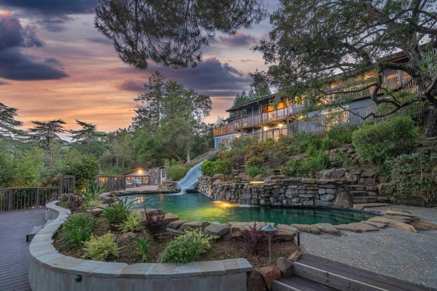 21100 Saratoga Hills RD