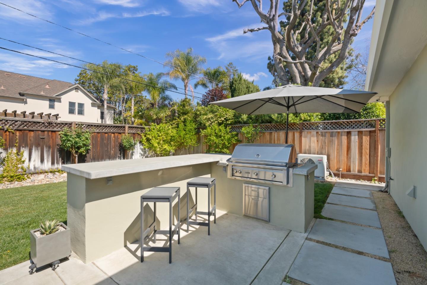 1857 Cabana DR