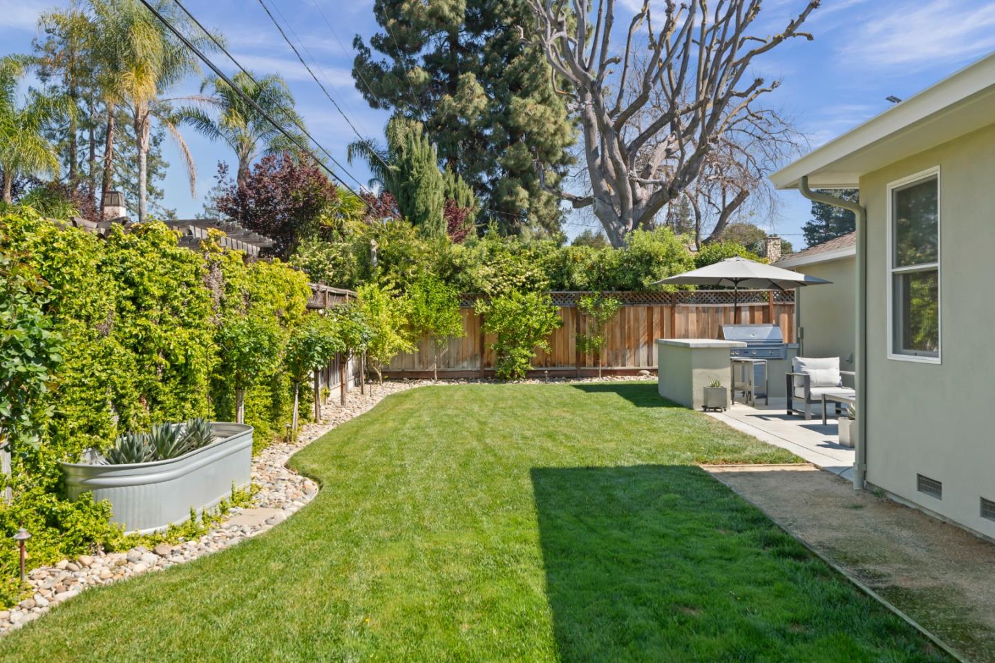 1857 Cabana DR
