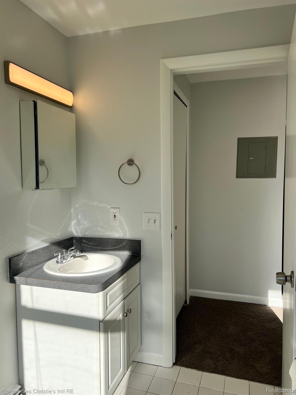 120 SEWARD Street Unit: 48/410