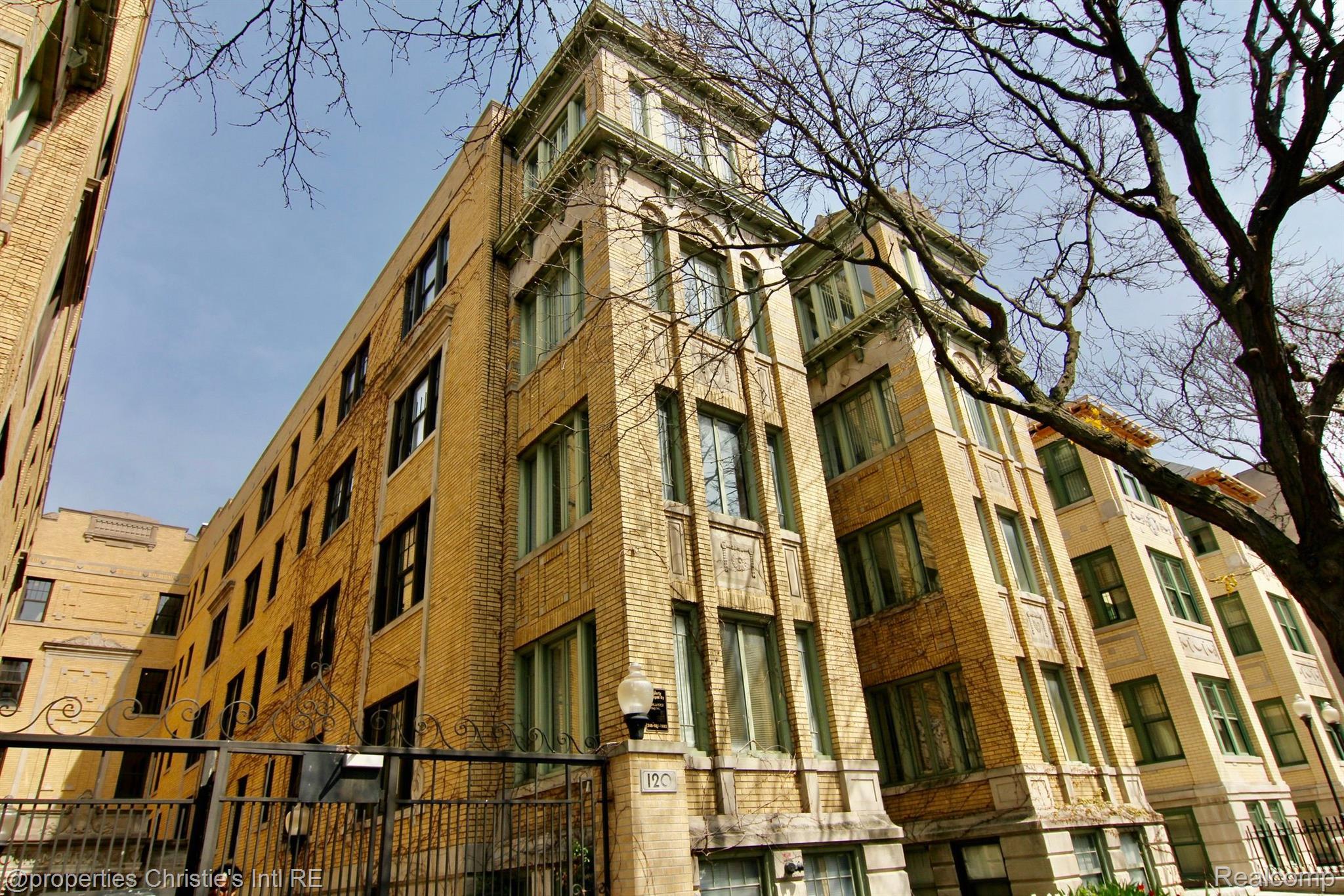 120 SEWARD Street Unit: 48/410