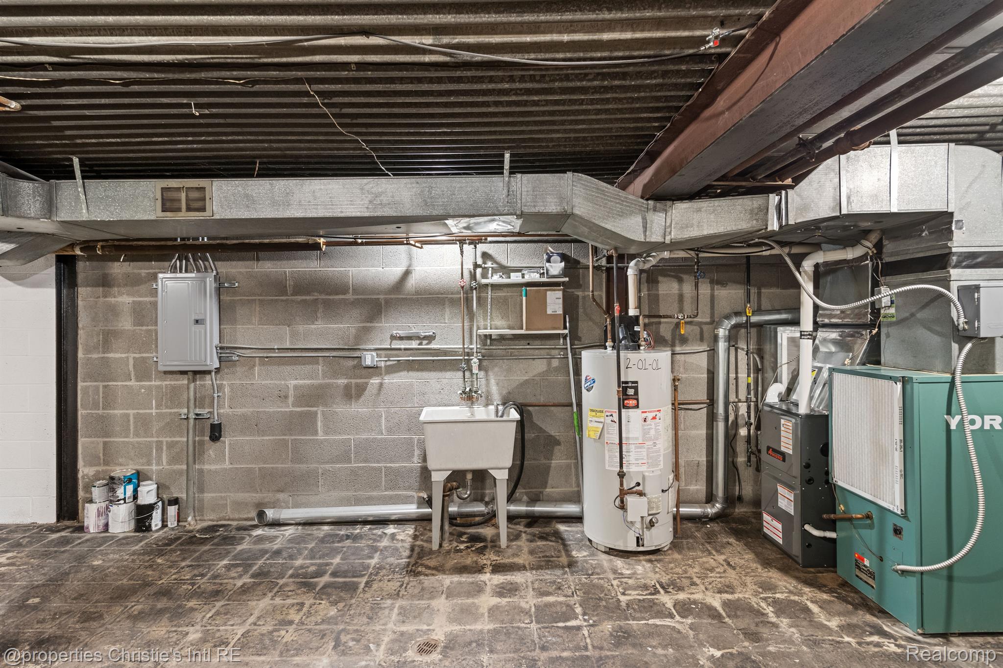 1362 Joliet Place