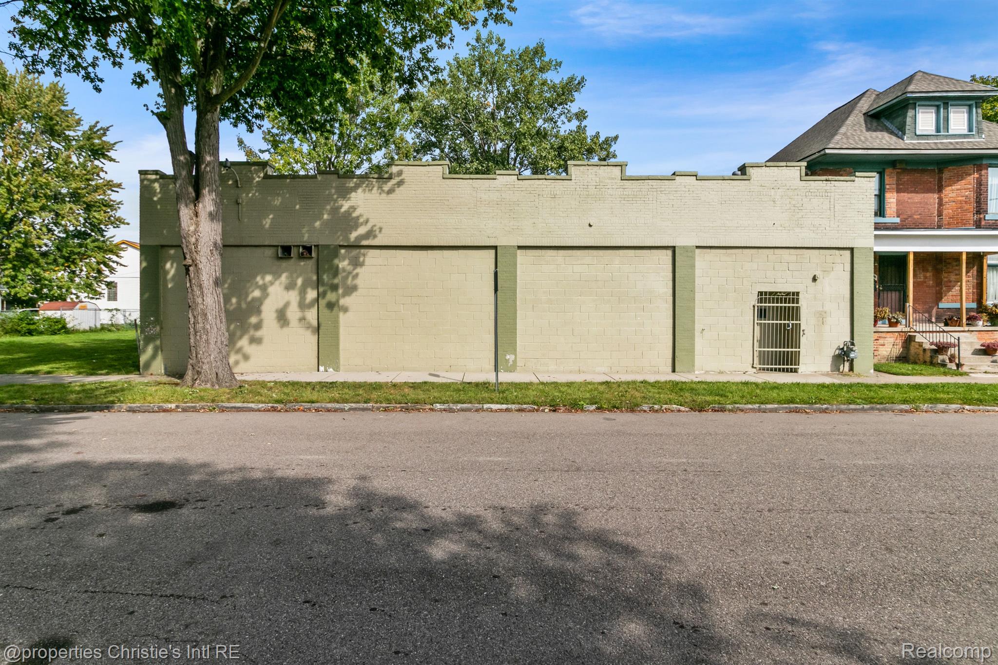 2908 COCHRANE Street