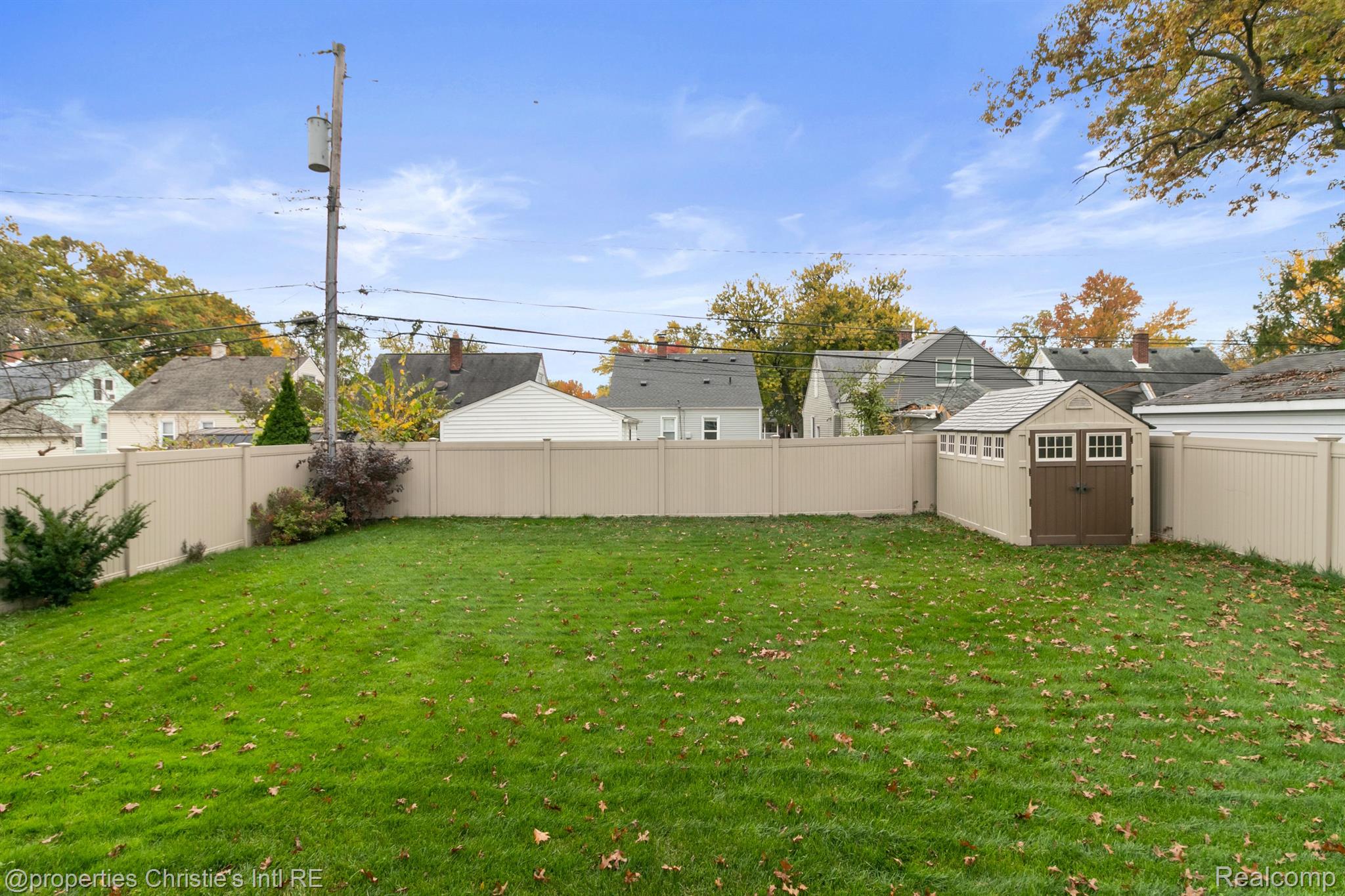 212 E LA SALLE Avenue