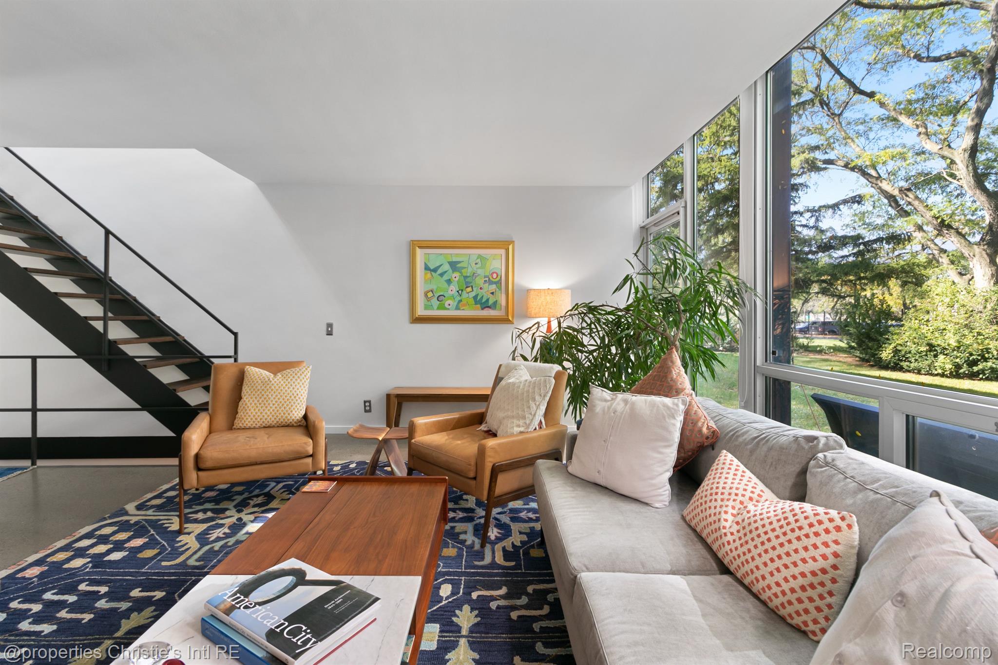 1351  Nicolet Place