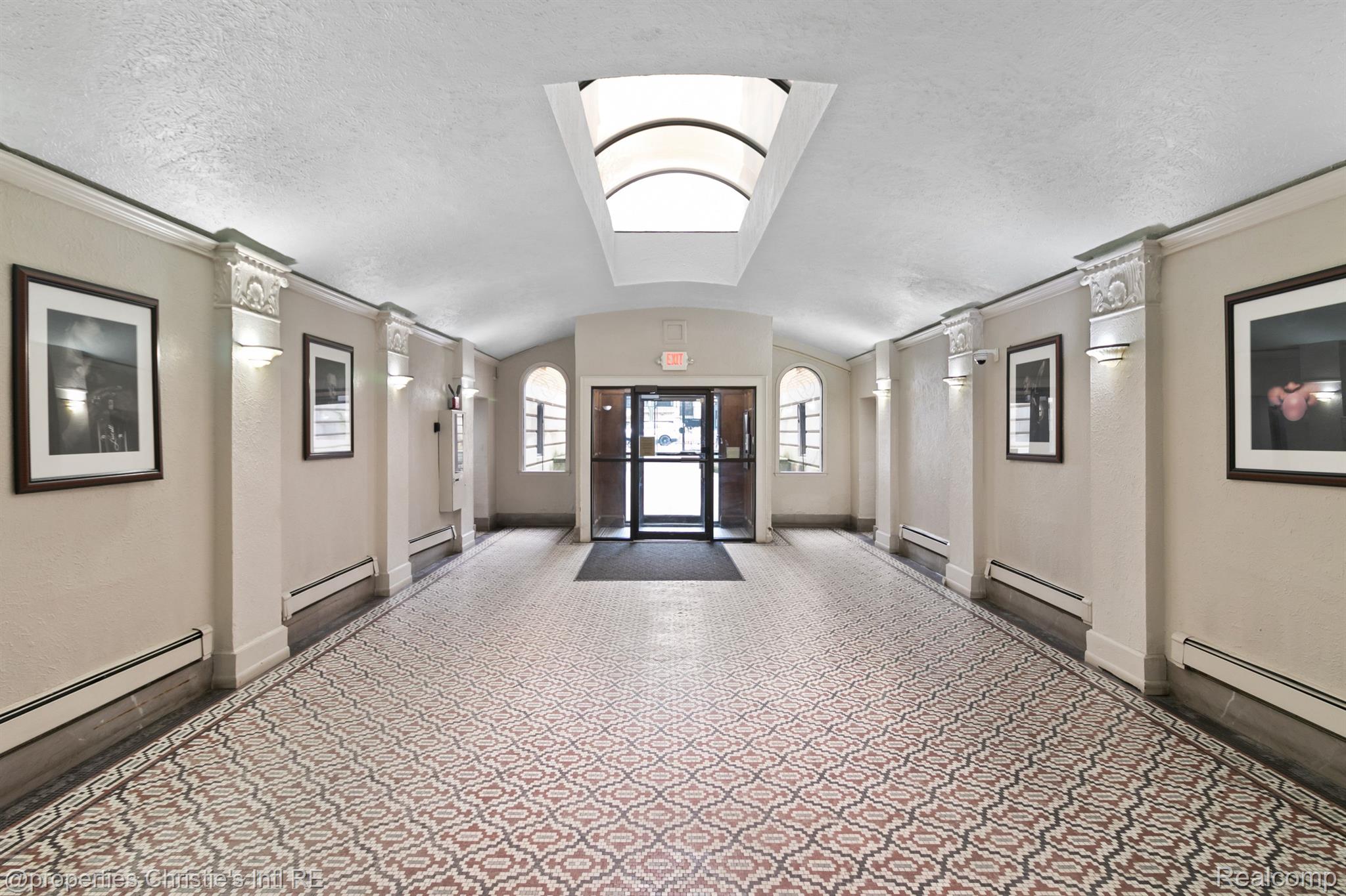 120 SEWARD Street Unit: 407
