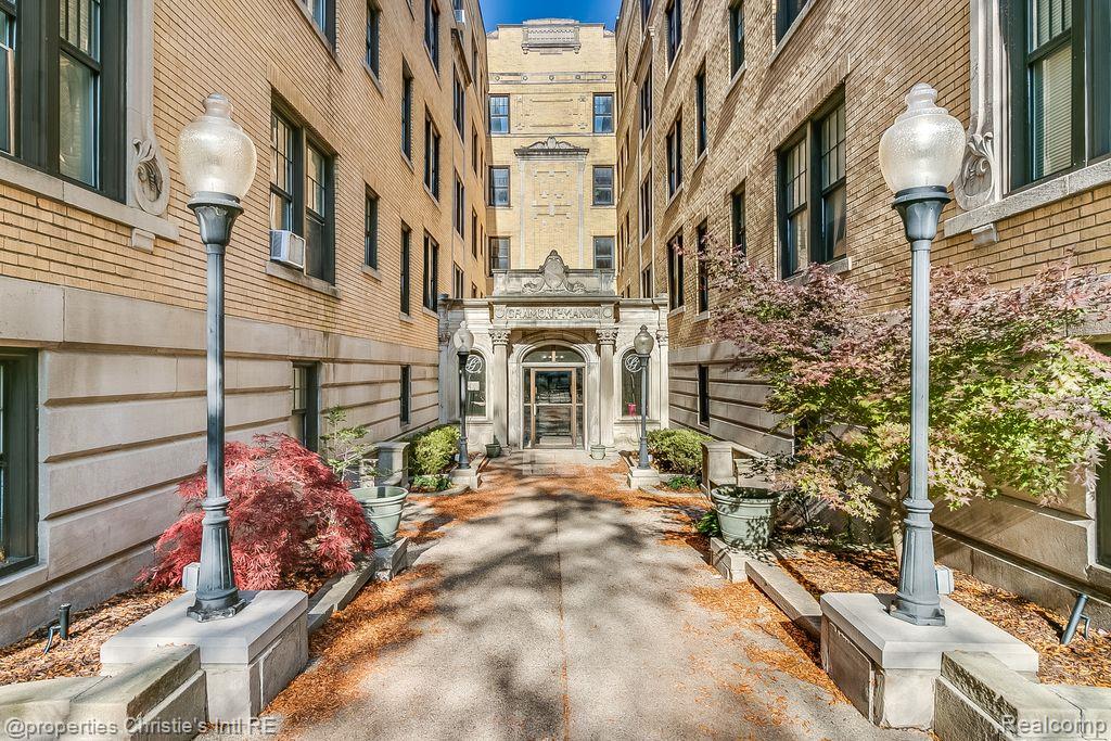 120 SEWARD Street Unit: 407
